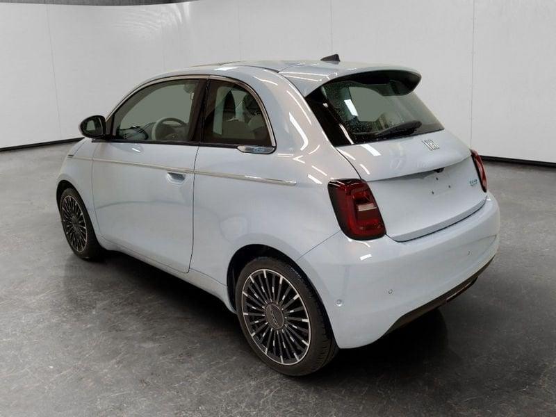 FIAT 500 500e 42 kWh La Prima