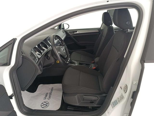 Volkswagen Golf Golf VII 2017 5p 5p 1.5 tgi Trendline 130cv dsg