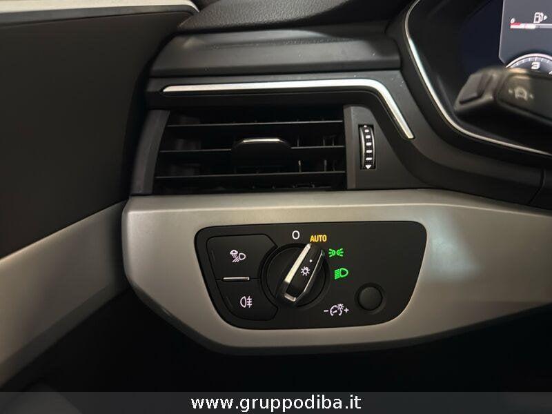 Audi A4 V 2019 Avant Diesel Avant 40 2.0 tdi Business 190cv s-tronic