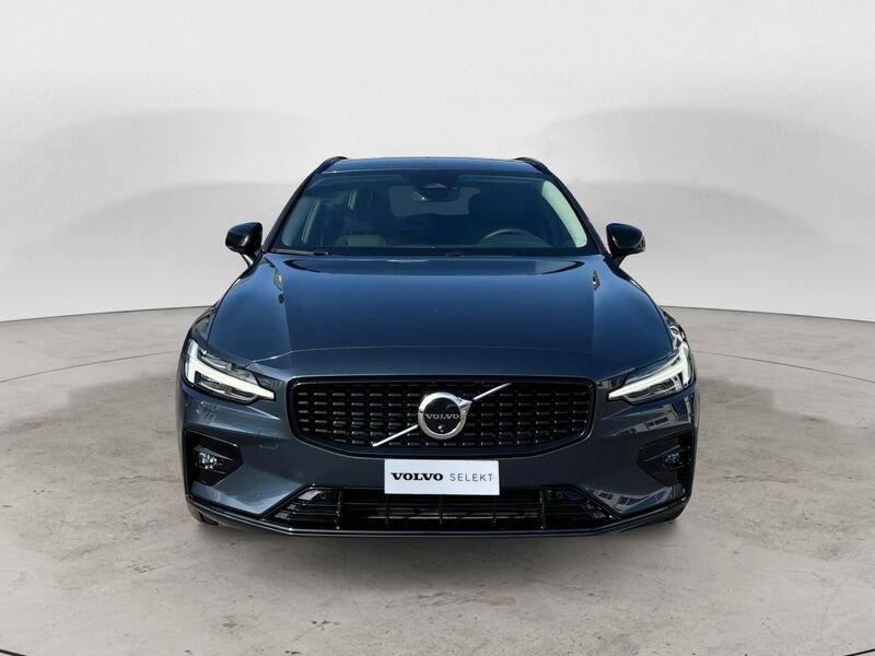 Volvo V60 B4 197+14 CV Mild Hybrid Diesel Automatica Plus Dark