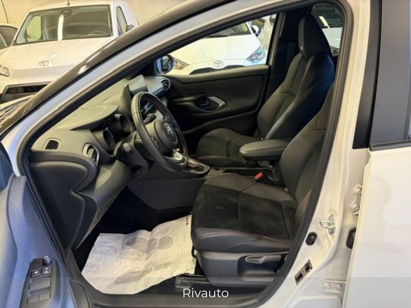 Toyota Yaris Hybrid GR Sport MY22