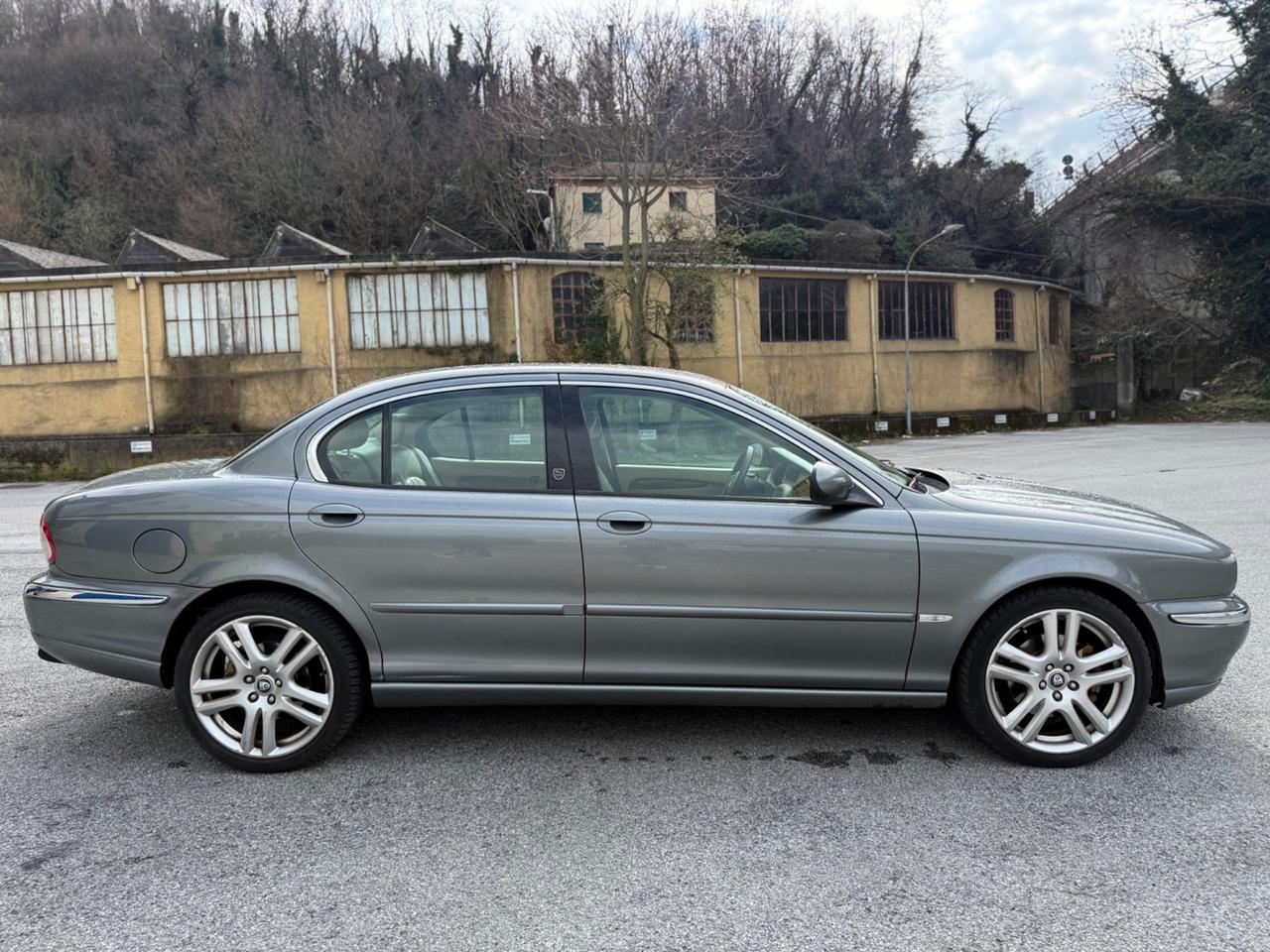 Jaguar X-Type 2 litri V6 24V BENZINA Executive