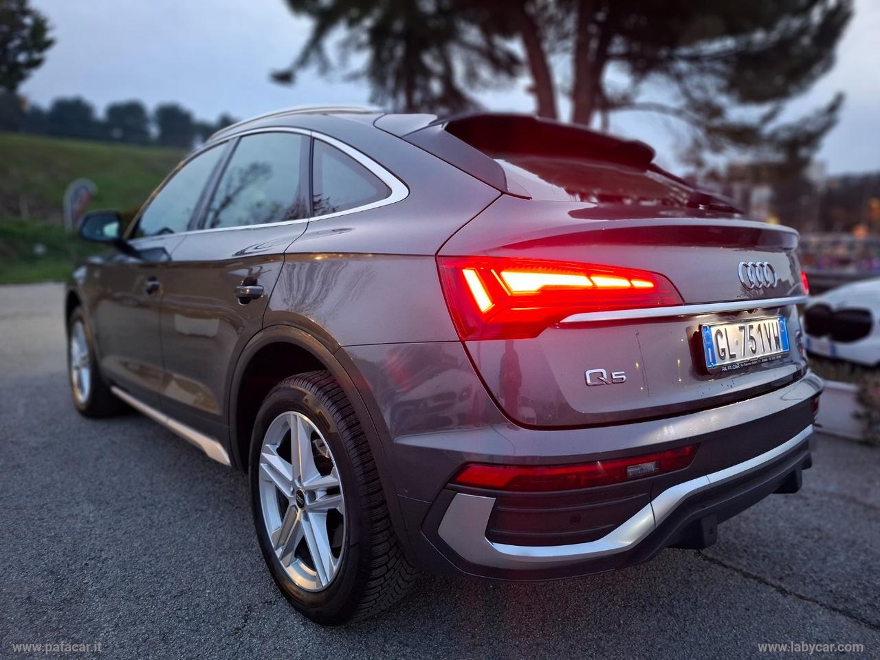 AUDI Q5 SPB 40 TDI quattro S tronic IDENTITY BLACK