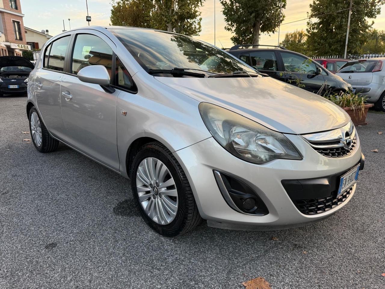Opel Corsa 1.2 85CV 3 porte GPL-TECH b-color
