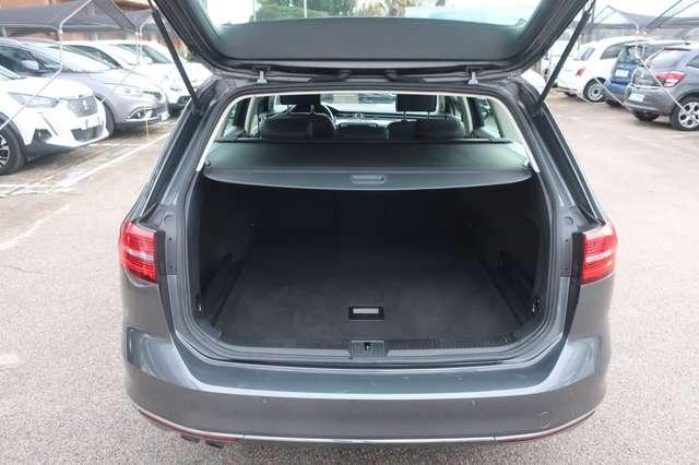 Volkswagen Passat Variant Passat VIII 2.0 tdi SW Highline 4motion 190cv dsg