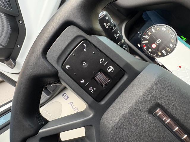 LAND ROVER Defender 110 3.0D I6 200 CV AWD Auto X-Dynamic SE AUTOCARRO