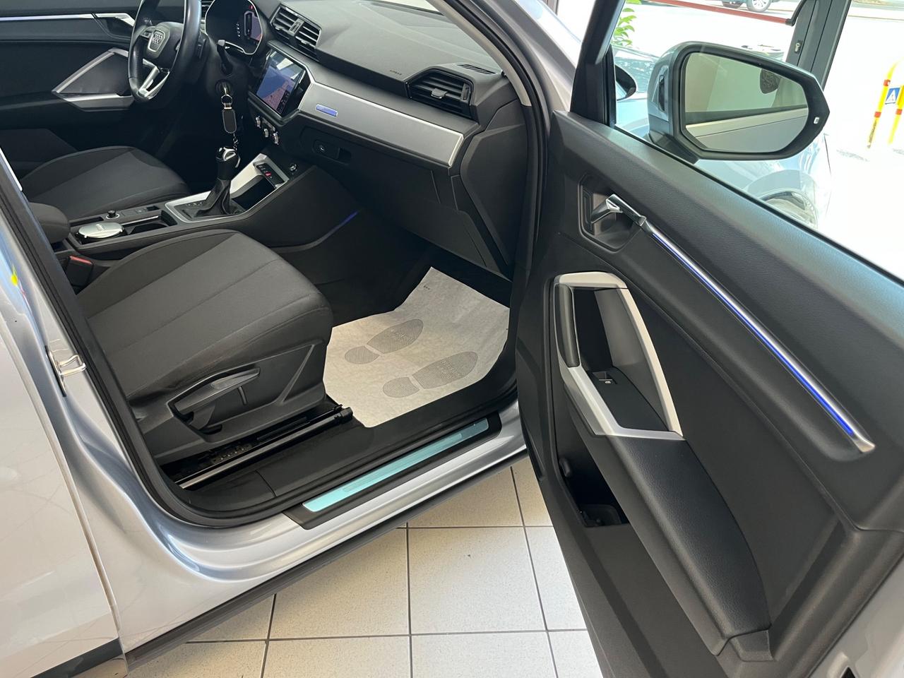 Audi Q3 35 TDI S tronic Business Advanced