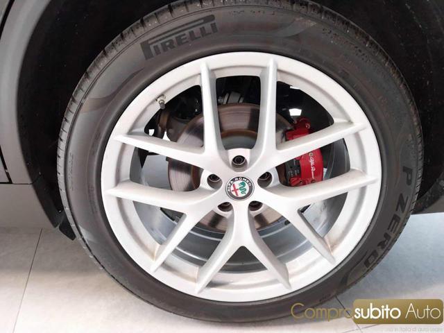 ALFA ROMEO Stelvio 2.0 Turbo 280 CV AT8 Q4 Super