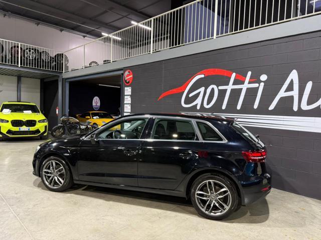 AUDI A3 NEOPATENTATI STRONIC UNICOPROPRIETARIO