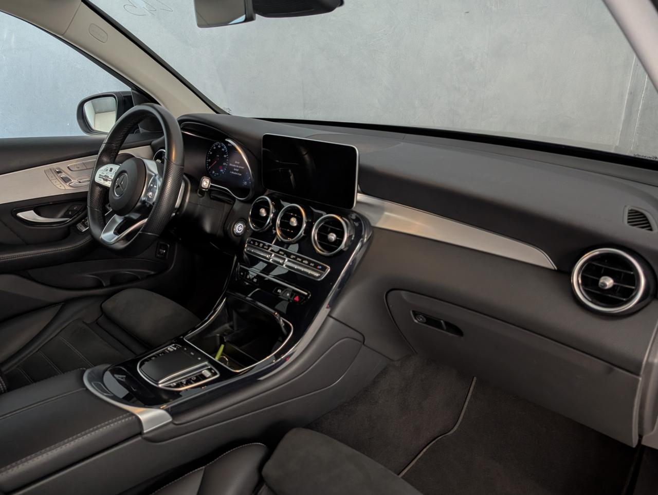 Mercedes-Benz glc - x253 glc 200 d premium 4matic auto 200d 4matic Automatic Premium AMG Line