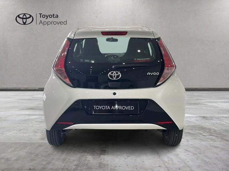 Toyota Aygo Aygo 5p 1.0 x-play my15