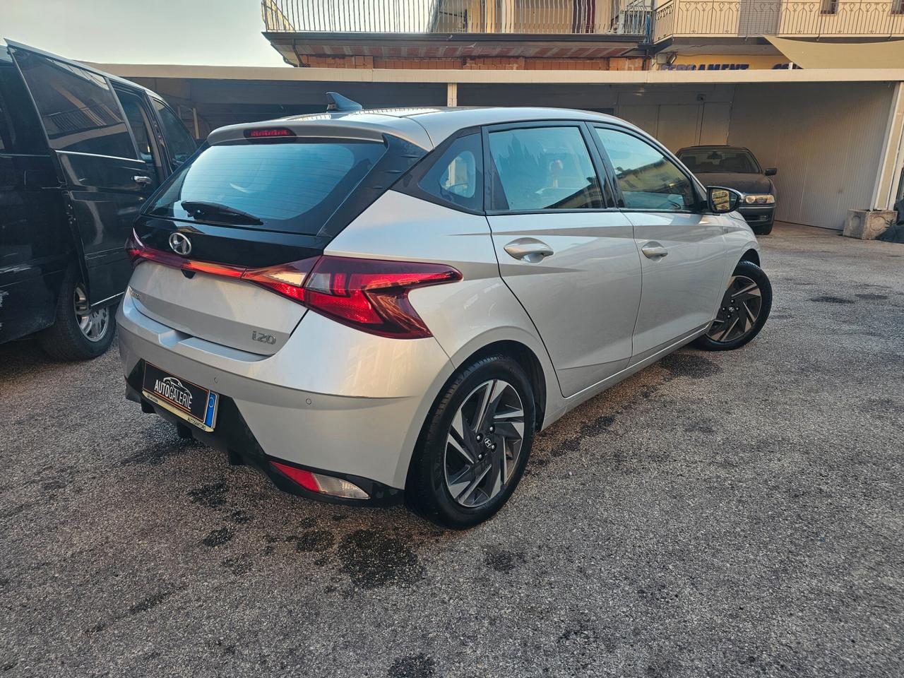 Hyundai i20 1.2 MPI MT Connectline