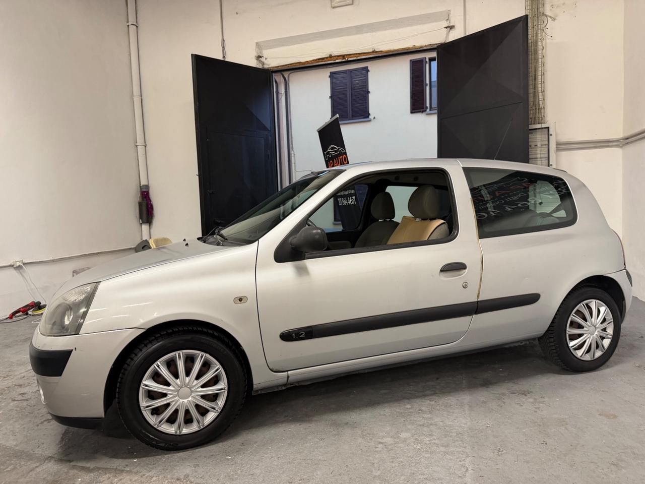 Renault Clio Storia 1.2 16V 3 porte Dynamique