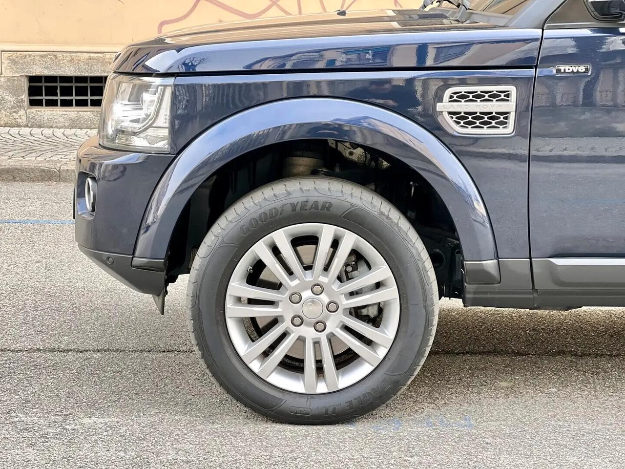 Land Rover Discovery 4 3.0 TDV6 211CV HSE