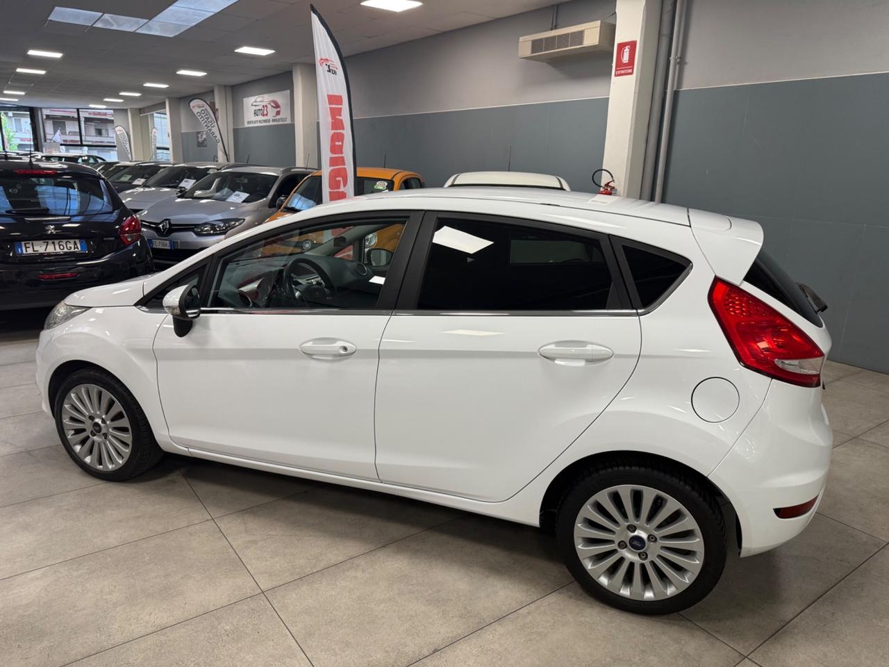 Ford Fiesta 1.4 5 porte Bz.- GPL Titanium 97CV