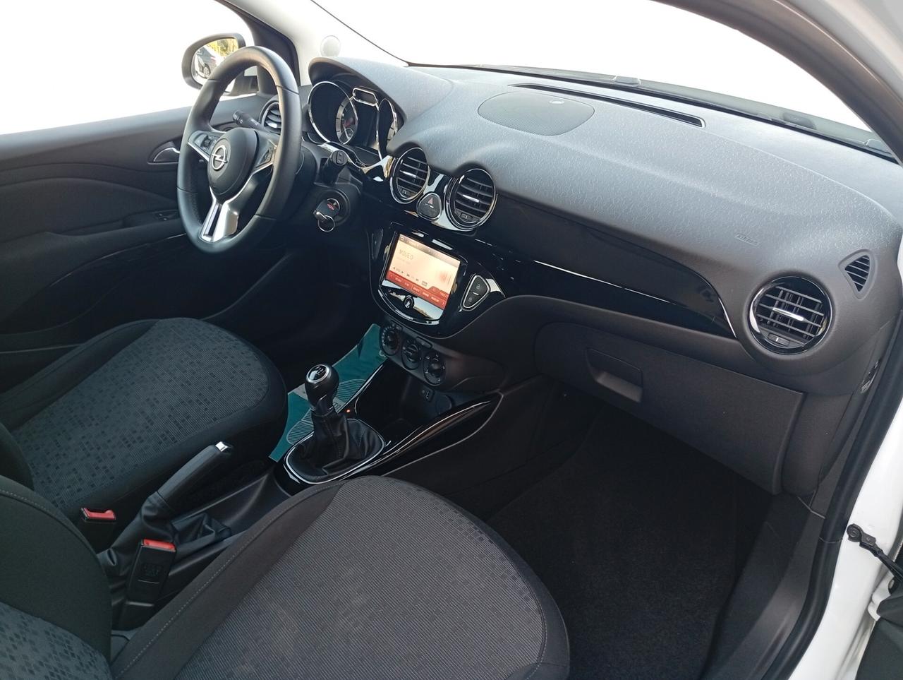 Opel Adam Rocks 1.2 70 CV