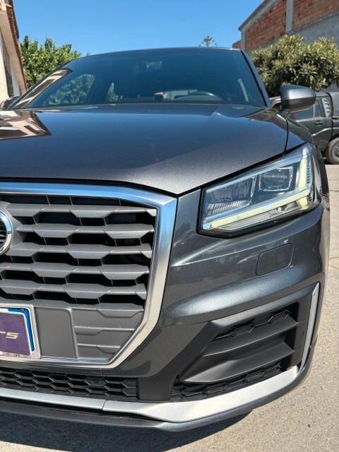 Audi Q2 1.6 TDI S tronic S-line FULL OPTIONALS