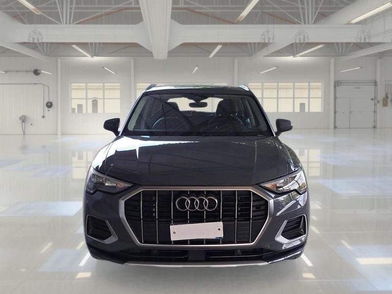 AUDI Q3 35 TDI S tronic Business Advanced