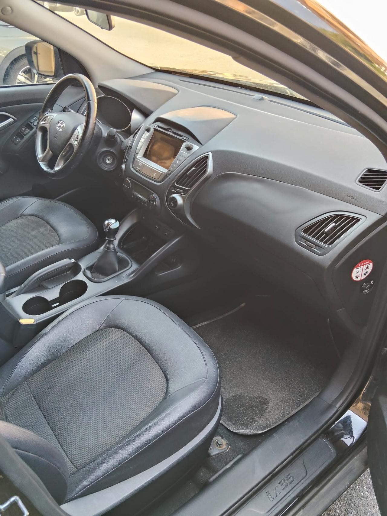 Hyundai iX35 1.7 CRDi 2WD Xpossible