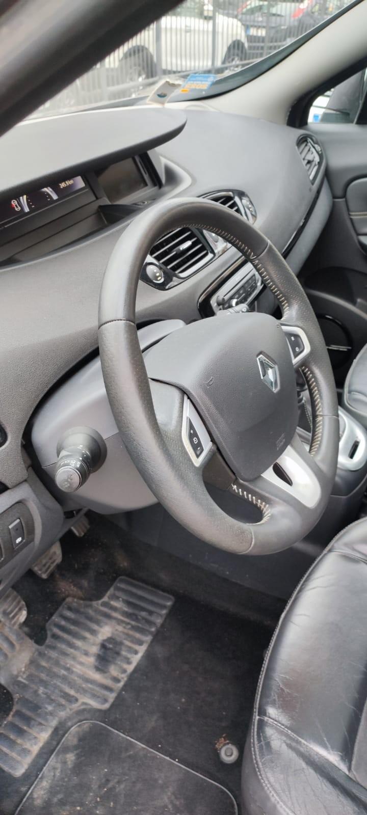 Renault Scénic XMod 1.6 dCi Bose 7 POSTI