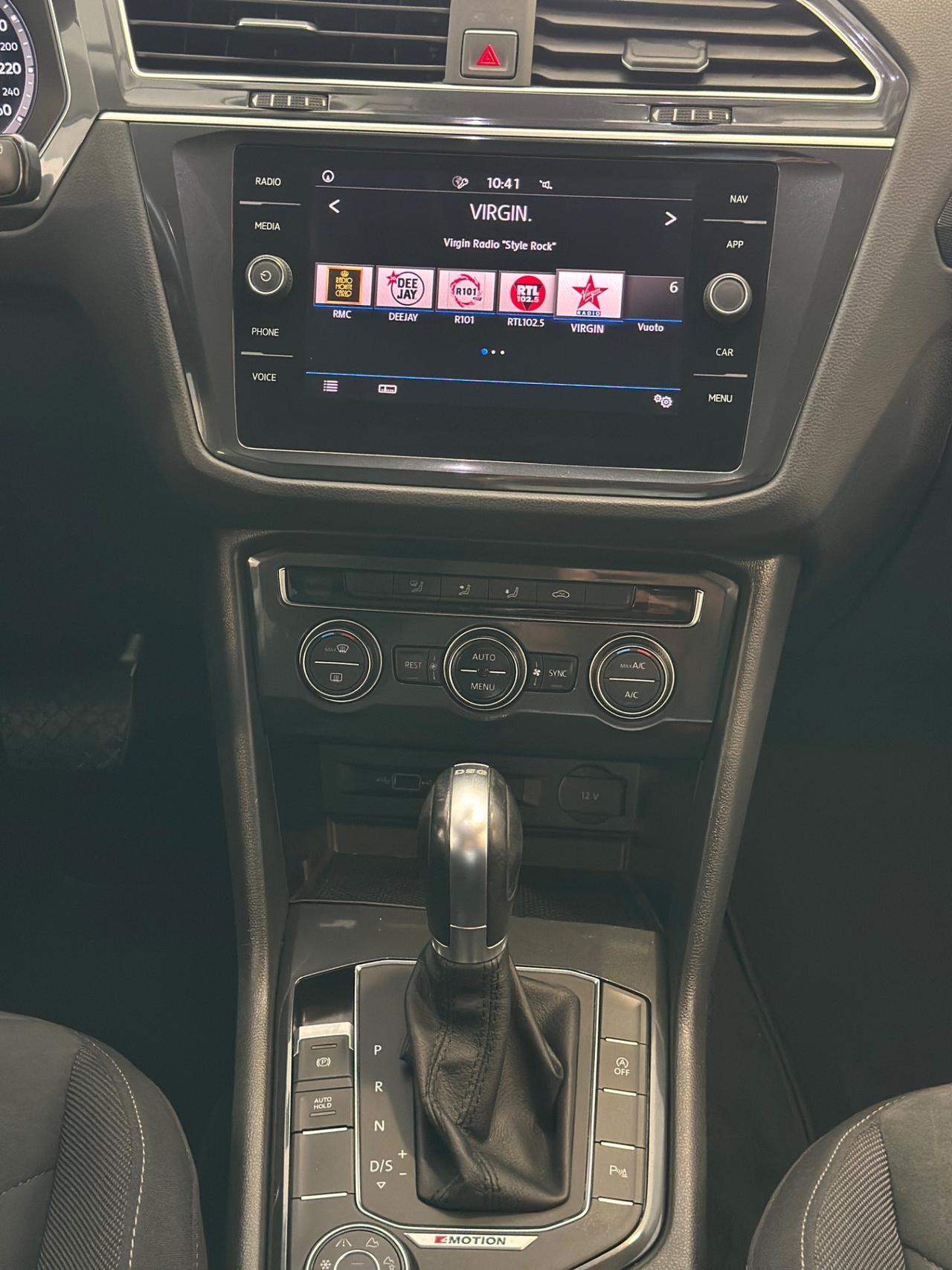 Volkswagen Tiguan 2.0 TDI SCR DSG 4MOTION R-LINE