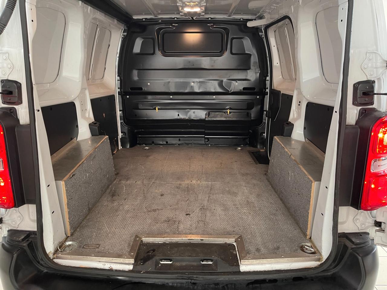 Peugeot Expert Compact Premium 1.5 hdi-Ok Neopatent-LEGGi SOTTO