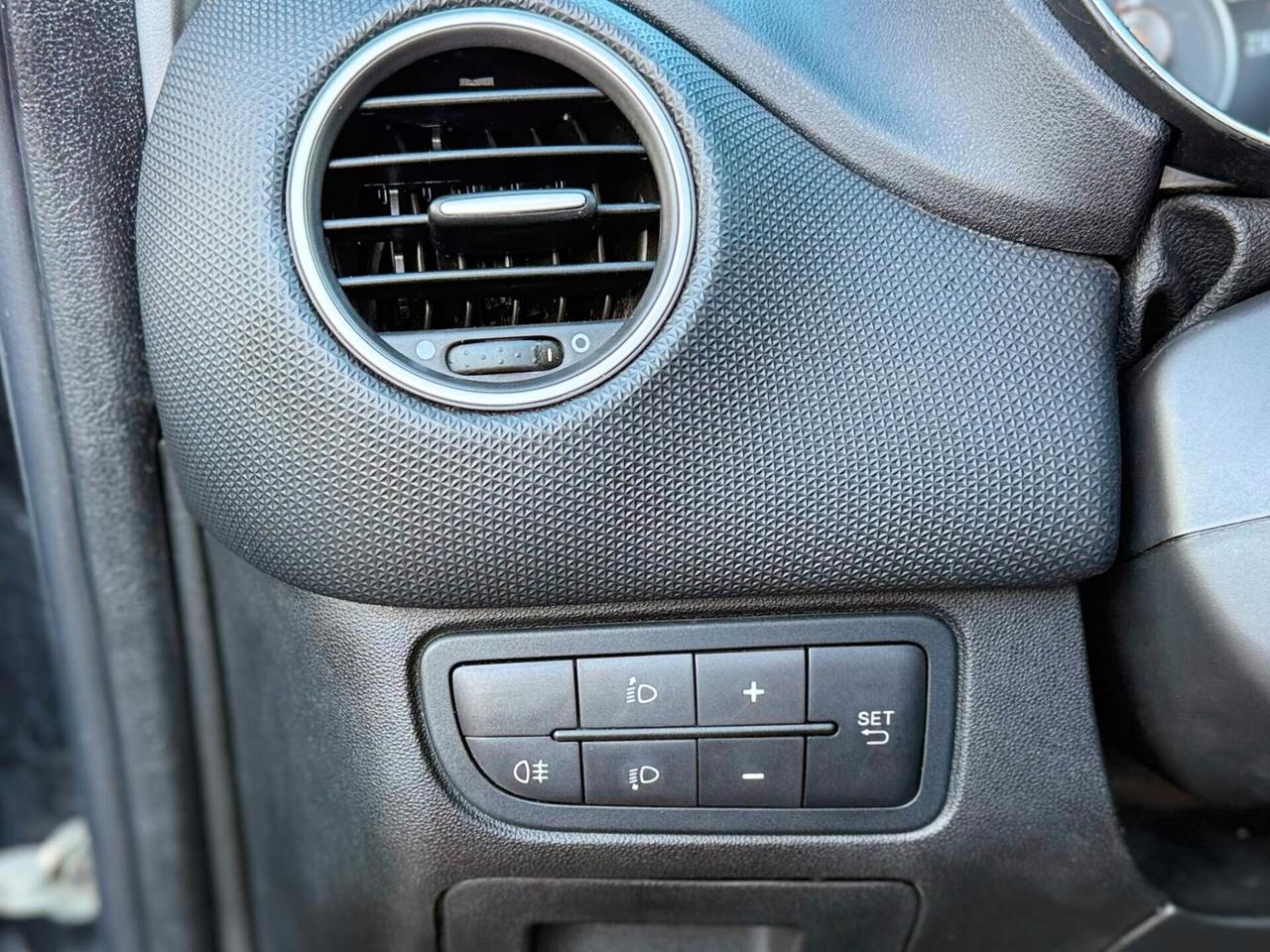 Fiat Punto 1.3 MJT II S&S 95 CV Street