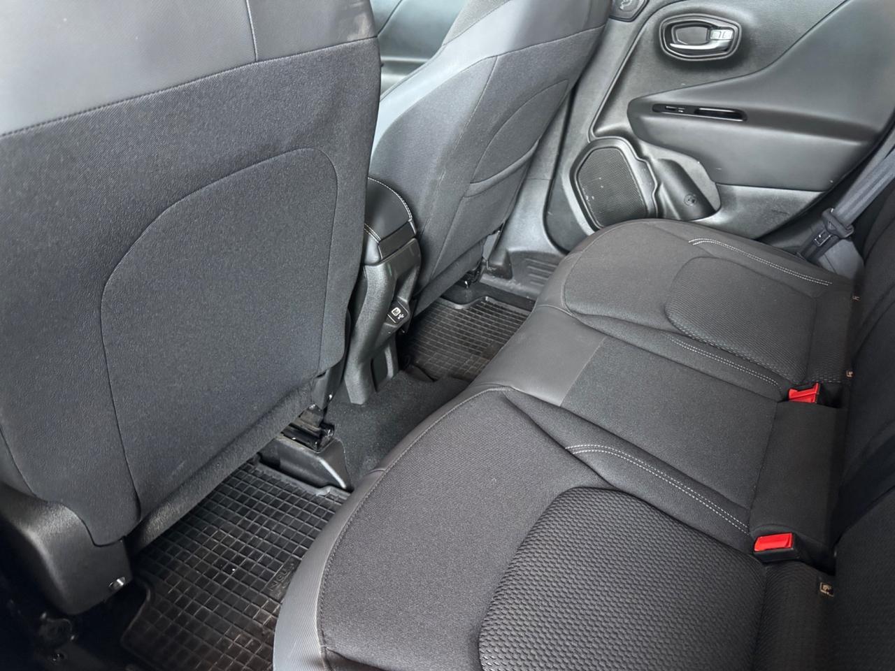 Jeep Renegade 1.6 Mjt 130 CV S