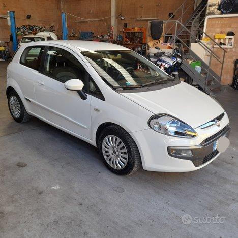 Fiat Punto Evo 1.3 Mjt 95 CV DPF 3 porte S&S Dualogic Dynamic