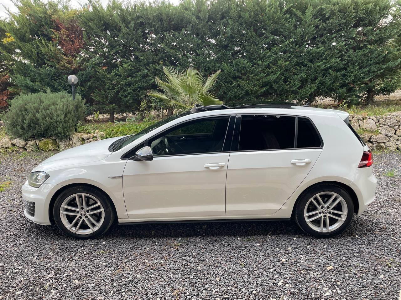 Volkswagen Golf GTD 2.0 TDI DSG TETTO PANORAMICO APRIBILE