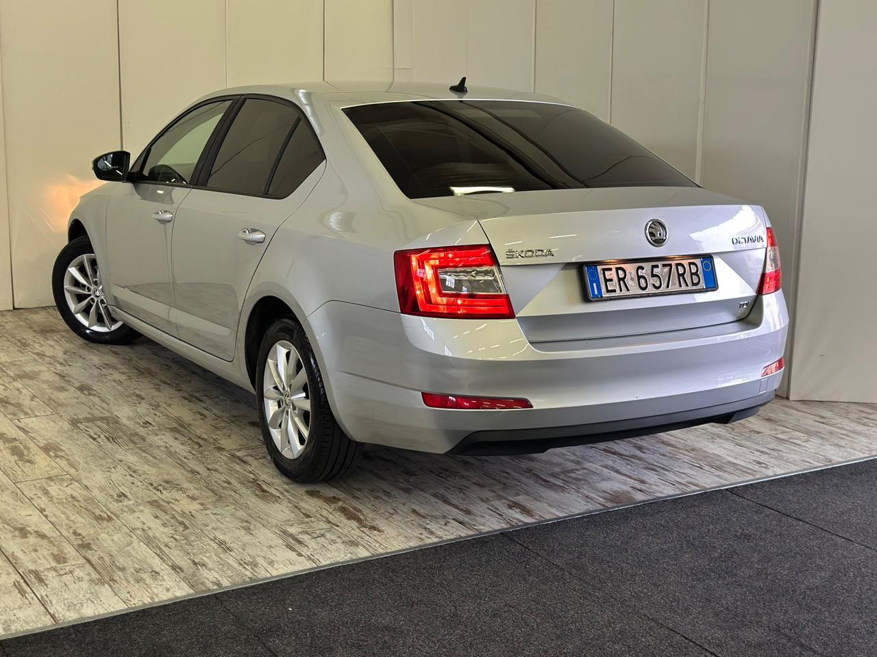 Skoda Octavia 1.6 TDI CR Elegance