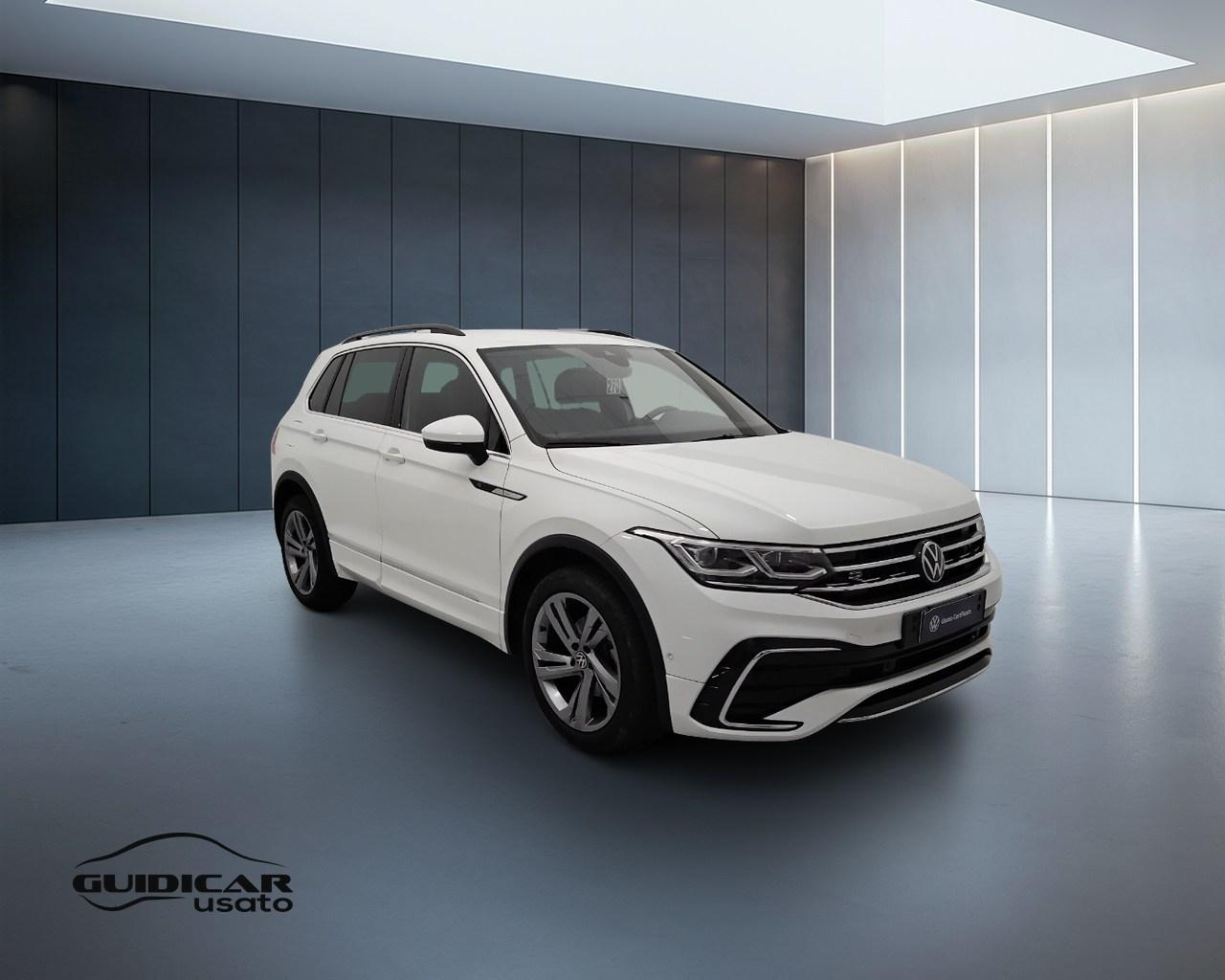 VOLKSWAGEN Tiguan II 2021 - Tiguan 1.5 tsi R-Line 150cv dsg