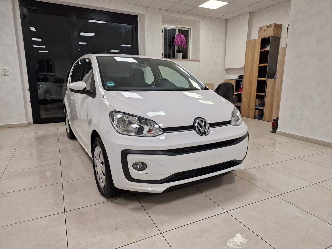 Volkswagen up! 1.0 5p. move up!