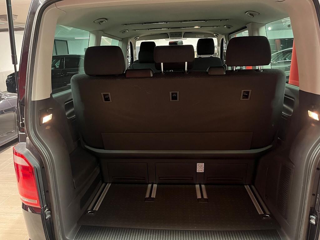 Volkswagen Multivan T6 2.0 TDI 150CV DSG 4x4 letto