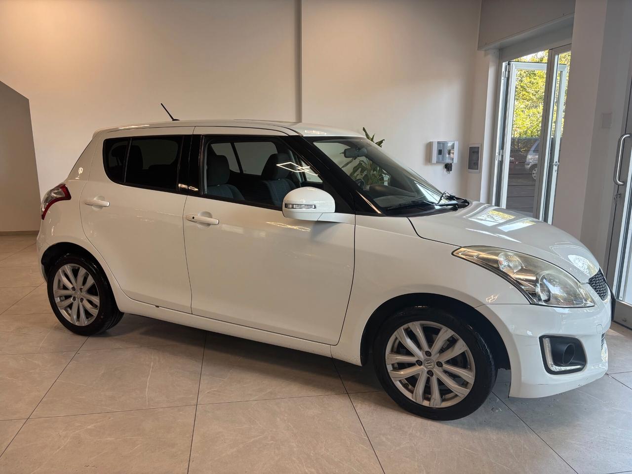 Suzuki Swift 1.2 Dualjet Cool
