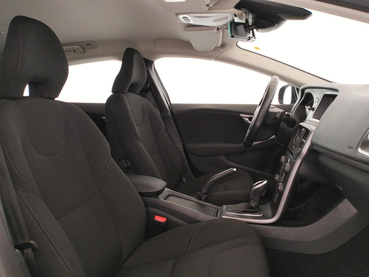 Volvo V40 D2 Geartronic Business - NEOPATENTATI