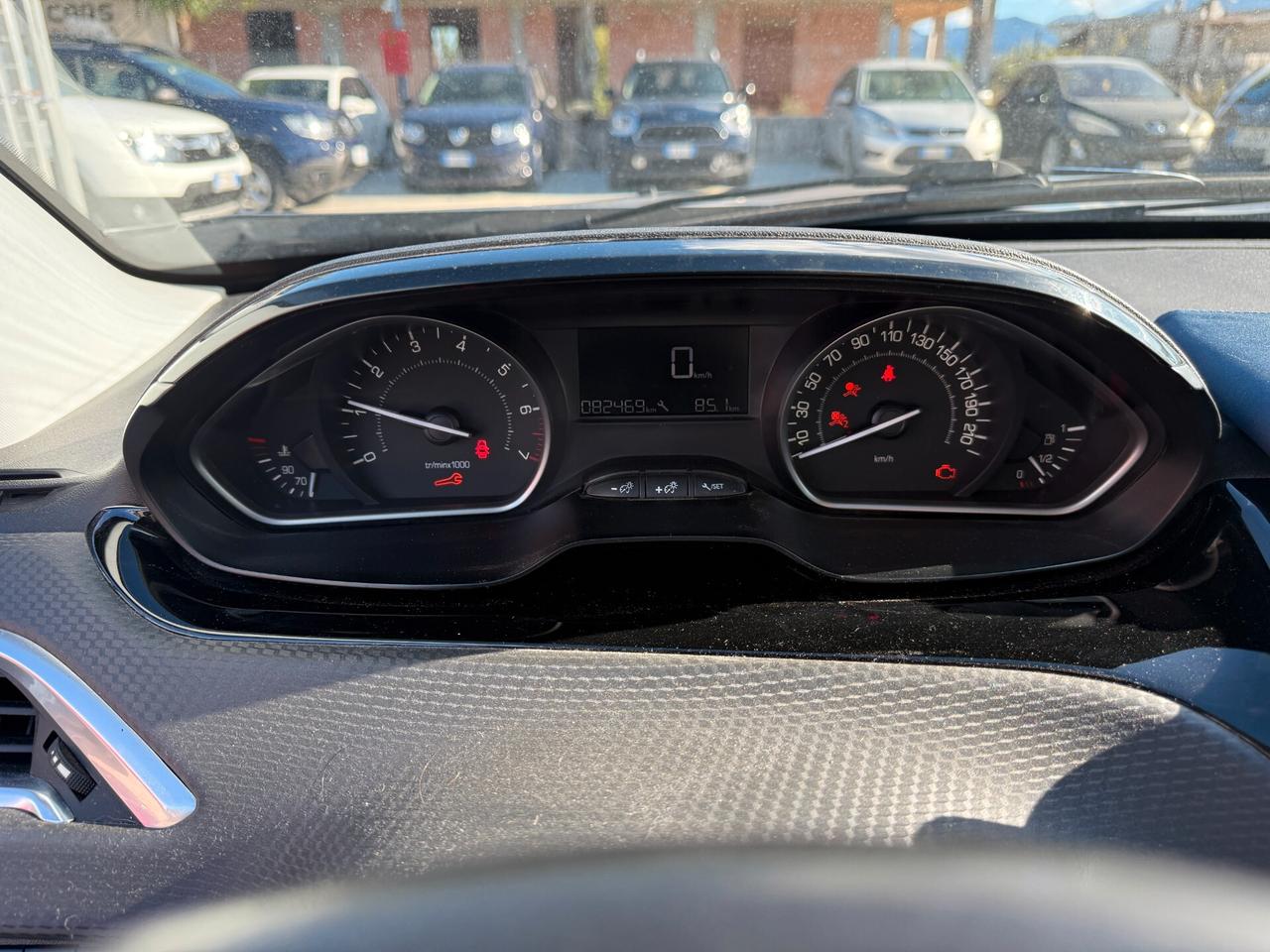 PEUGEOT 2008 ANNO 2017 1.2 BENZINA *AIRB OK