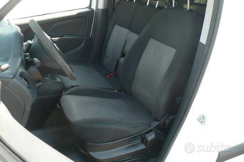 FIAT Dobl 1.6 Mjet 105cv E6D S&S PASSO CORTO