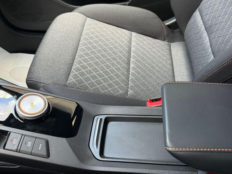 MG MG3 MG3 5p 1.5 Hybrid+ ( 194cv complessivi ) automatica Standard