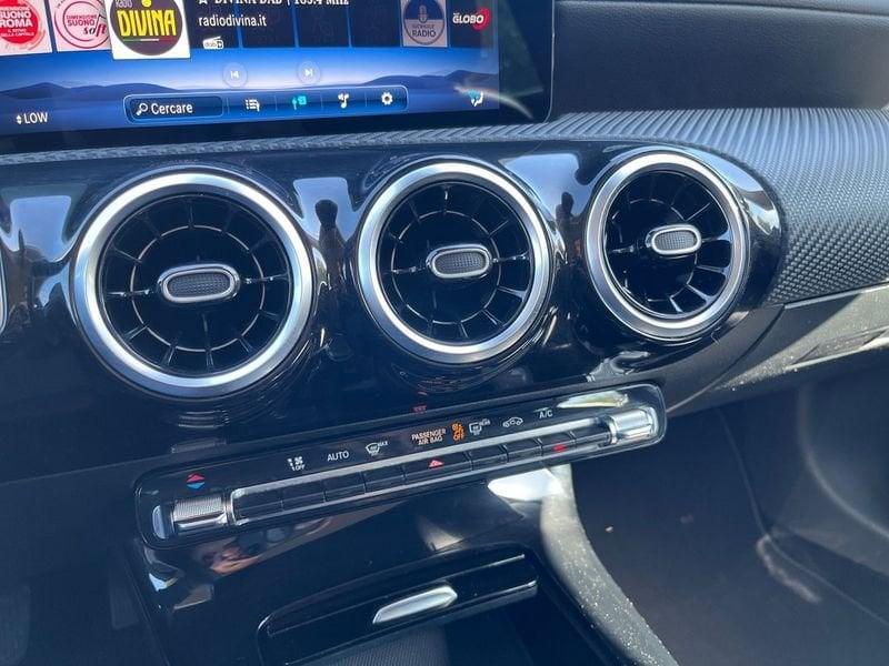 Mercedes-Benz CLA Shooting Brake 180 d Advanced auto