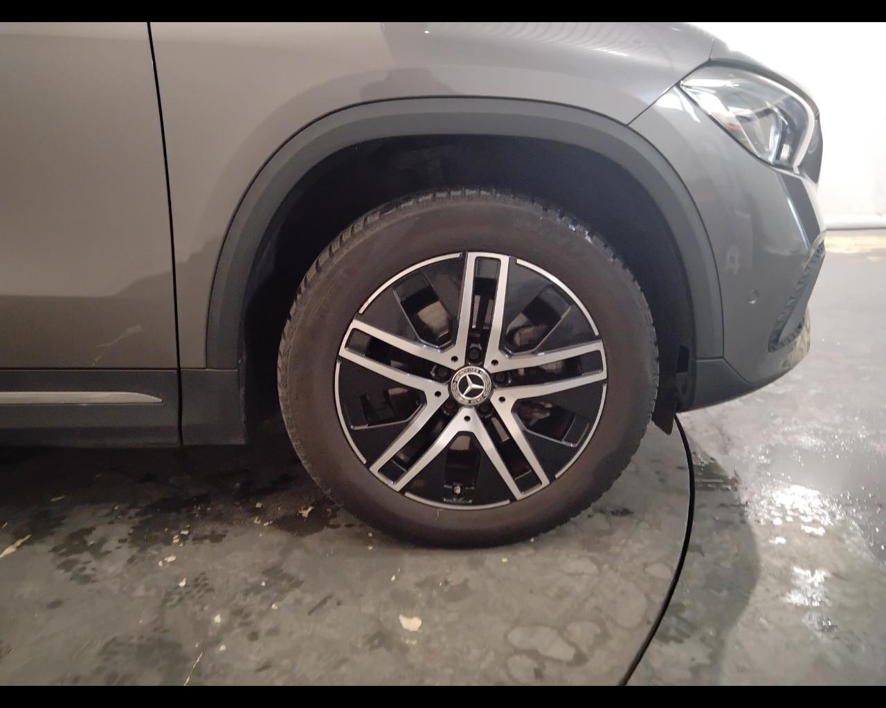 Mercedes-Benz GLA-H247 2020 - GLA 180 d Sport Plus auto