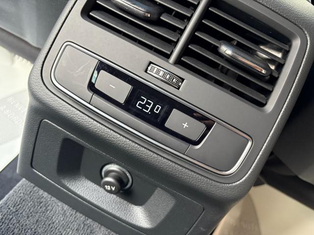 AUDI A4 Avant 40 2.0 TDI quattro S tronic S line edition.