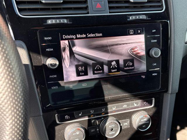 VOLKSWAGEN Golf GTI 2.0 TSI TCR Akrapovic DSG Service VW