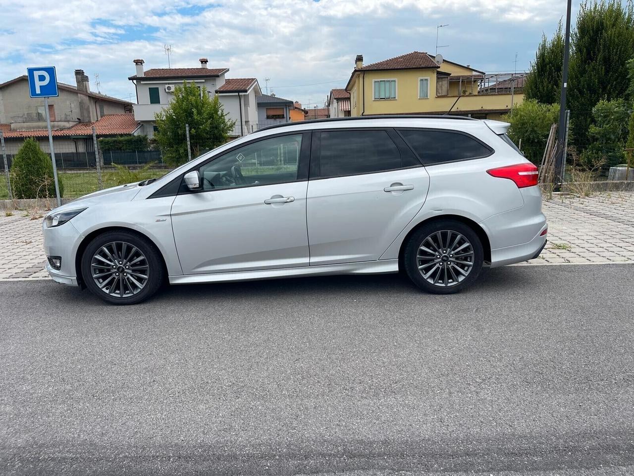 Ford Focus 1.5 TDCi 120 CV SW - Neopatentati