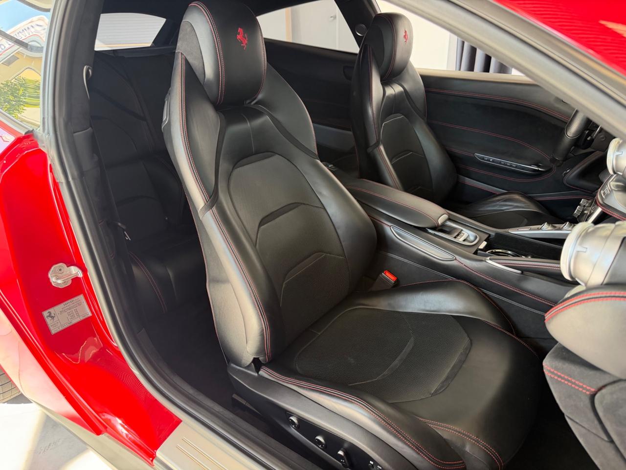 Ferrari GTC4 Lusso T