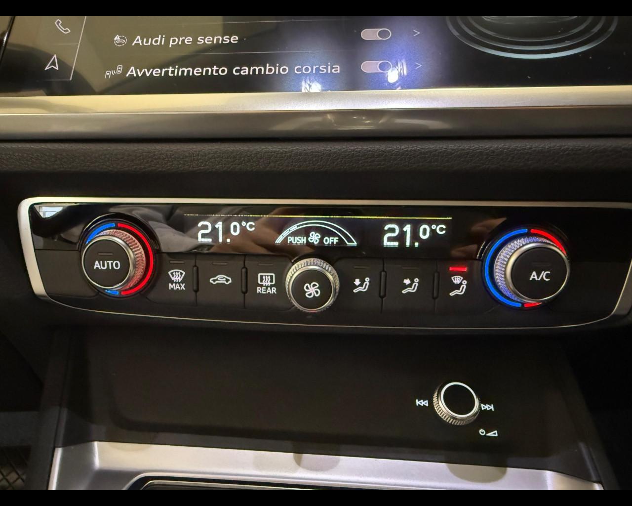 AUDI Q3 2ª serie - Q3 35 TDI S tronic Business Advanced