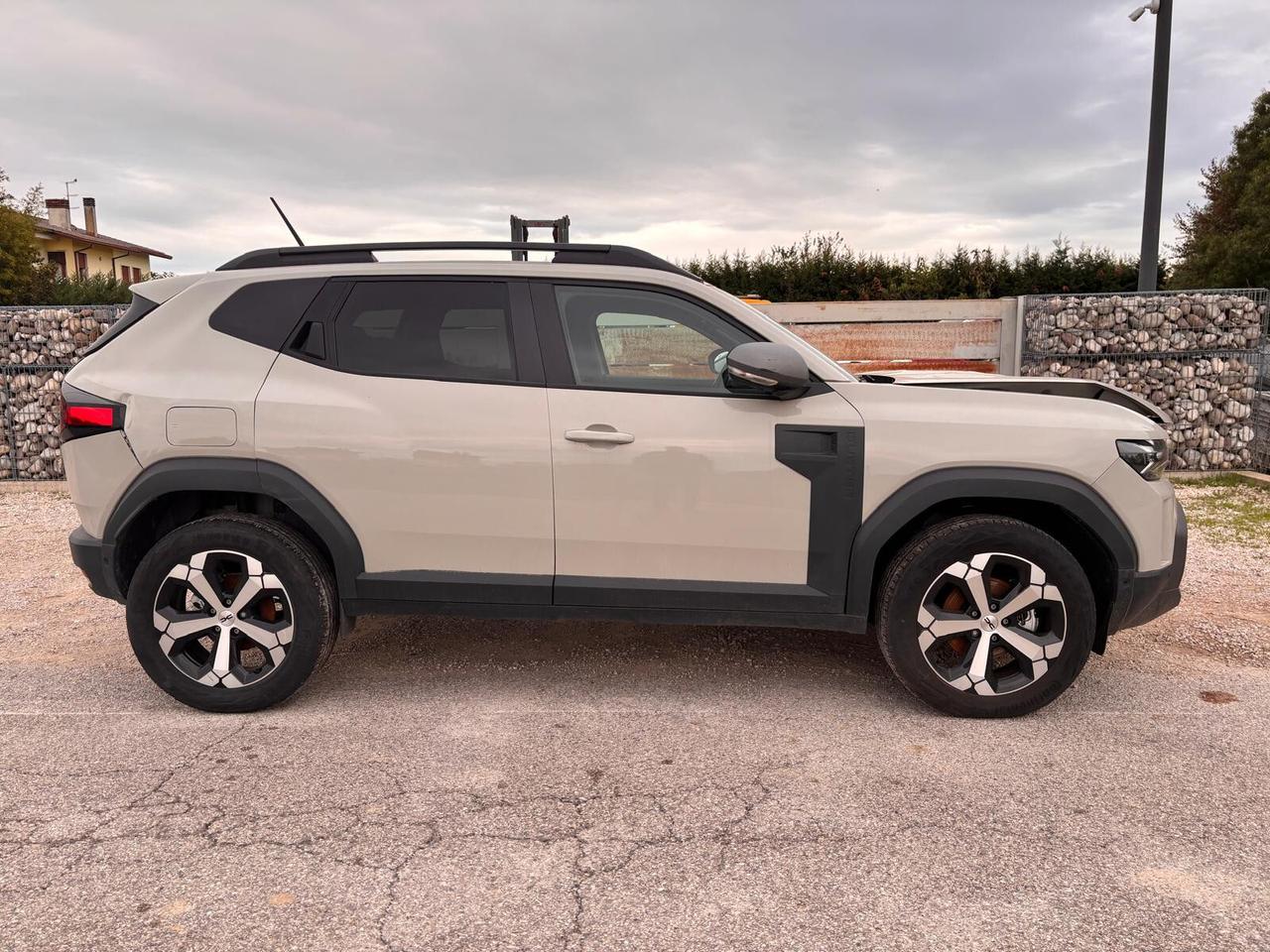 Dacia Duster Hybrid 140 CV Journey