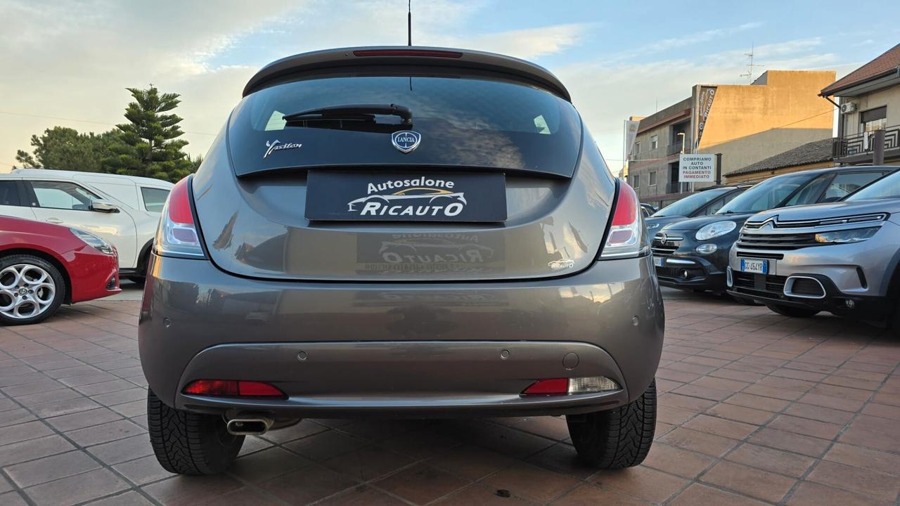 Lancia Ypsilon 1.3 MJT 16V 95 CV 5 porte S&S Gold