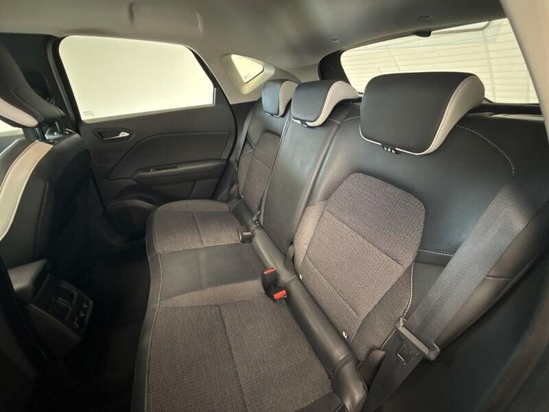 Renault Captur II 2019 1.6 E-Tech hybrid Intens 145cv auto