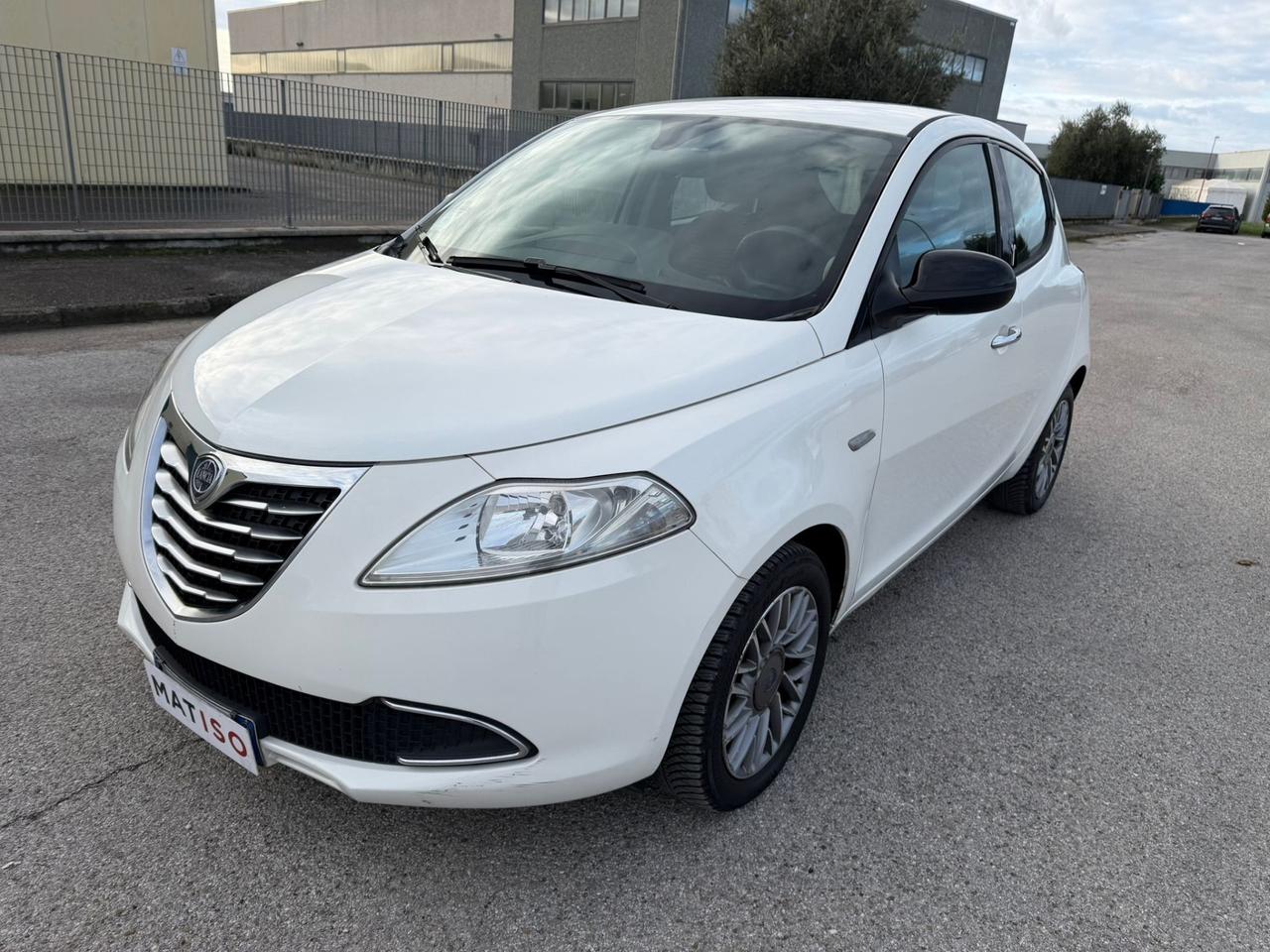 Lancia Y 1.3 MJT Platinum 117000 km GARANZIA 12 m